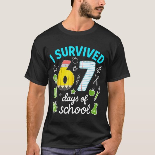 67日間学校に通い生き残った面白いミーム教師用St Tシャツ (正面)