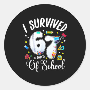 67日間学校に通ったよ おもしろいミーム 先生用Tシャツ ラウンドシール