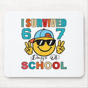 67日間学校に通ったよ 面白い67 ジョーク 学生 マウスパッド