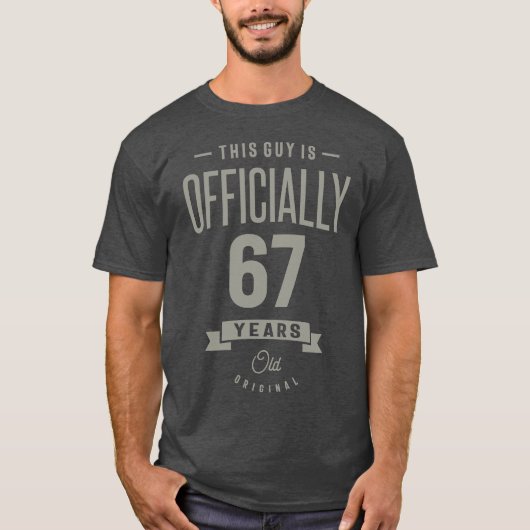 67歳の誕生日 Tシャツ (正面)