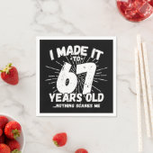 67歳皮肉ミームおもしろい67誕生日 スタンダードカクテルナプキン (インサイチュ)