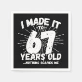 67歳皮肉ミームおもしろい67誕生日 スタンダードカクテルナプキン (正面)