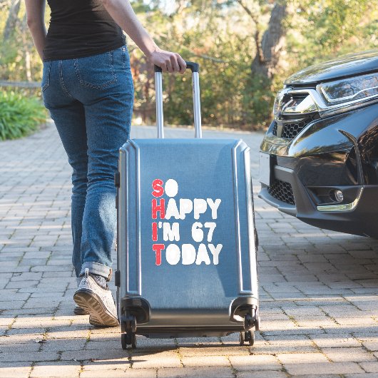 67誕生日嬉しい私は67今日のギフトおもしろい シール (スーツケースインサイチュ)