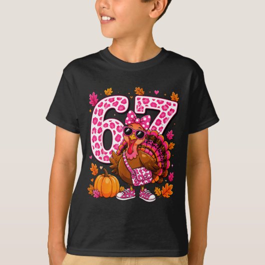 67 おかしい 七面鳥 感謝祭 gobble 少女 感謝 tシャツ (正面)