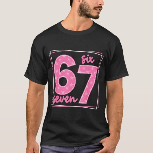 67 おもしろい数字 67 誕生日 Meme Tシャツ (正面)