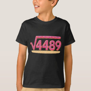 67 アイスクリームしたたりミーム 平方根 4489 スラング 数学 Tシャツ