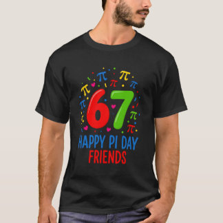 67 ハッピー・パイ・デイ・フレンズ - 楽しい数学好きのためのパイの日お祝いデザイン Tシャツ