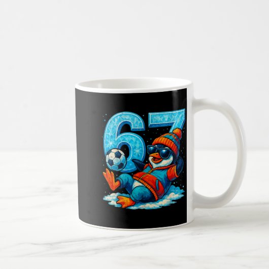 67 ペンギン サッカー おもしろ 冬 メモ ギフト _2  コーヒーマグカップ (右)