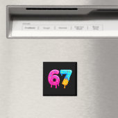 67 ミーム アイス 滴る 笑える シックス セブン Z世代 S マグネット (インサイチュ (食洗機))