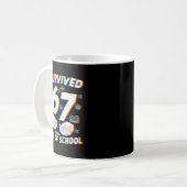 67 日間学校の先生を我慢した生徒たち コーヒーマグカップ (正面左)