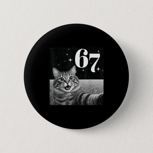 67 猫 ミーム 楽しい 猫 グラフィック メンズ 自撮り 缶バッジ (正面)