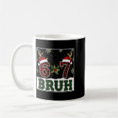 67 Bruh Funny Christmas Plaid Antlers Santa Hat Me コーヒーマグカップ (左)