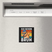 67 Bruh Meme 楽しい カピバラ 少年 キッズ 六歳 マグネット (インサイチュ (食洗機))
