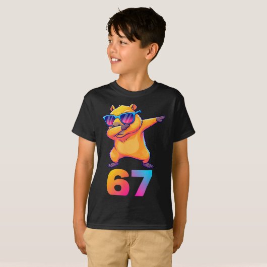 67 Capybara Six Seven Meme Animal Cool Capybara Da Tシャツ (正面フル)