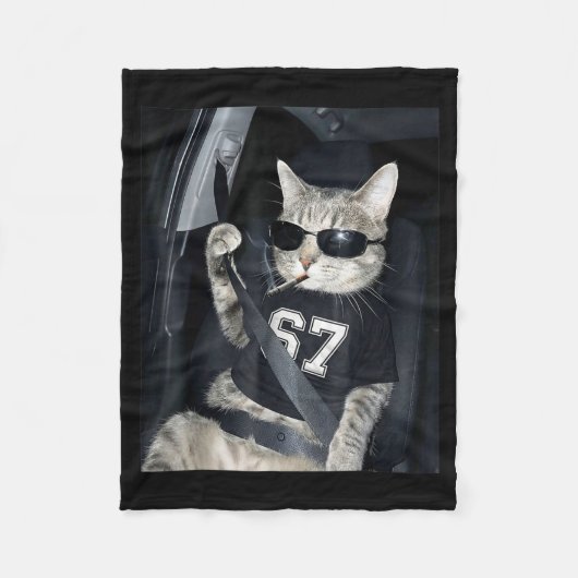 67 Cat Wearing Sungles Gen Alpha Smoking Cat フリースブランケット (正面)