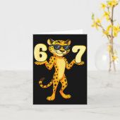 67 Cheetah Meme Six Seven Hands Motion Kids Teens カード (黄色い花)