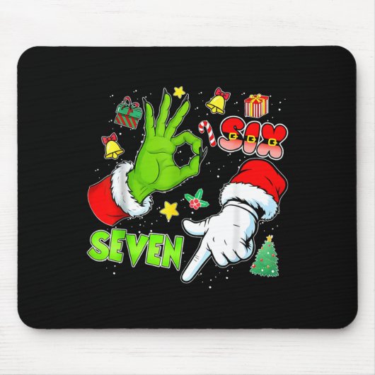 67 Christmas 6 7 Meme Elf Santa Pajamas Gen Alpha  マウスパッド (正面)