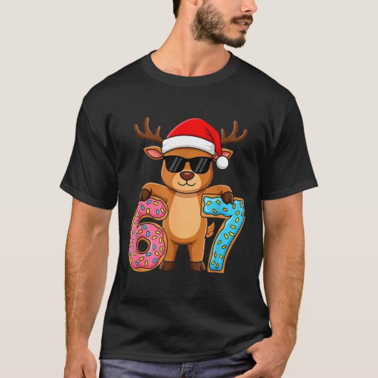67 Christmas Funny 67 Meme Youth Kids Reindeer 67  Tシャツ (正面)
