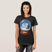 67 Christmas Snow Globe Funny Six Seven Meme Tシャツ (正面フル)