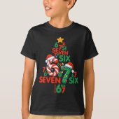 67 Christmas Tree Candy Cane Holiday Six Seven Mem Tシャツ (正面)