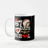 67 Days Of School 67th Day Funny Baseball Meme Men コーヒーマグカップ (左)