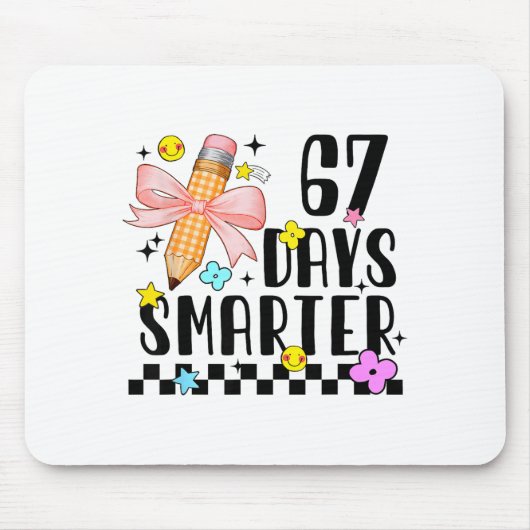 67 Days Of School Funny 67 Days Smarter Student Te マウスパッド (正面)