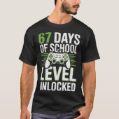 67 Days of School Level Unlocked  retro Tシャツ (正面)