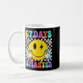 67 Days Of School Smile Face 67 Days Smarter Teach コーヒーマグカップ (左)
