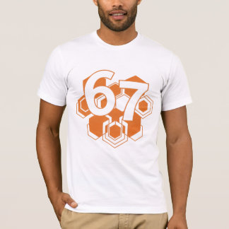 67 Hexa Fusion – Bold Geometric Number Design Tシャツ