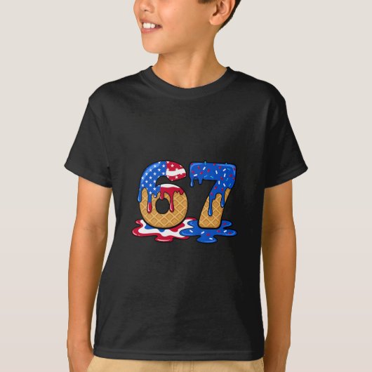 67 Ice Cream Drip Meme Funny Six Seven Gen Alpha S Tシャツ (正面)