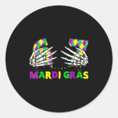 67 Mardi Gras Skeleton Hands Fleur De Lis 6 7 Meme ラウンドシール (正面)