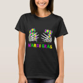 67 Mardi Gras Skeleton Hands Fleur De Lis 6 7 Meme Tシャツ (正面)