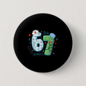 67 Meme Funny School Nurse Six Seven Meme Nursing 缶バッジ (正面)