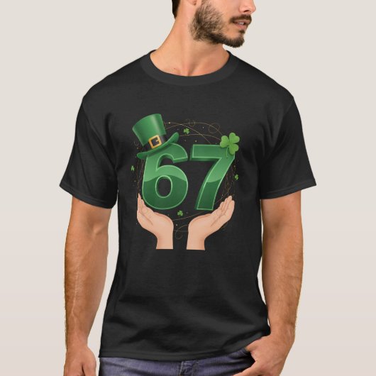 67 Meme Shamrocks Six Seven Shamrocks 6-7 St Patri Tシャツ (正面)