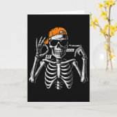 67 Meme Trendy Skeleton Halloween Funny Six Seven  カード (黄色い花)