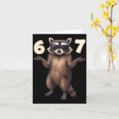 67 Raccoon 6-7 Hands Se Funny Gen Alpha Kids Teens カード (黄色い花)