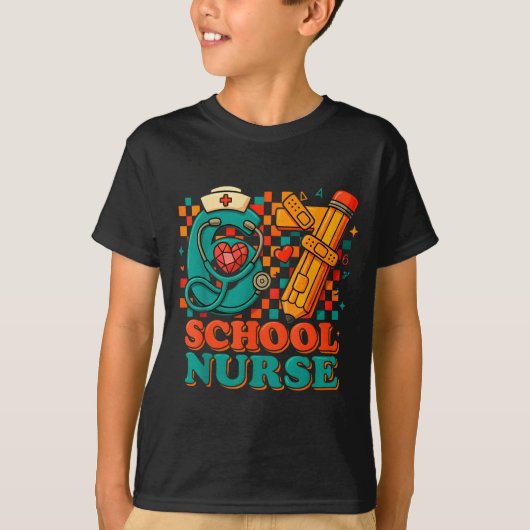 67 School Nurse Days Pencil Heart Funny Medical Tシャツ (正面)
