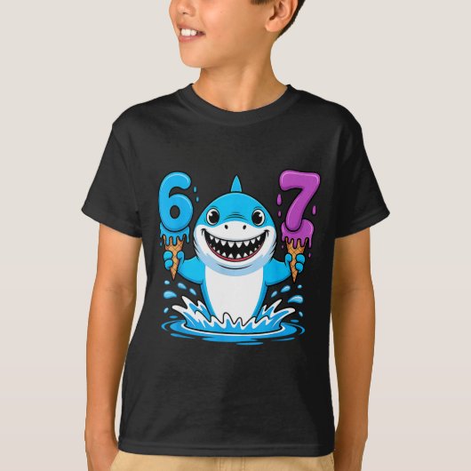 67 Shark Six Seven Ice Cream Drip Funny Gen Alpha Tシャツ (正面)