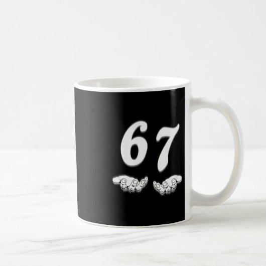 67 Six Seven 手付き 黒と白の芸術 コーヒーマグカップ (右)