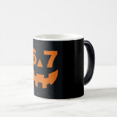 67 Six Seven Pumpkin Face Halloween Mug モーフィングマグカップ (正面右)