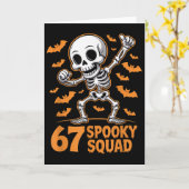 67 Spooky Squad Halloween Skeleton 6 7 Meme Six Se カード (黄色い花)