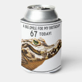 67th誕生日アリゲータースマイル 缶クーラー (缶裏面)
