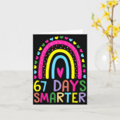 67th Day Of School Teacher 67 Days Smarter Rainbow カード (黄色い花)