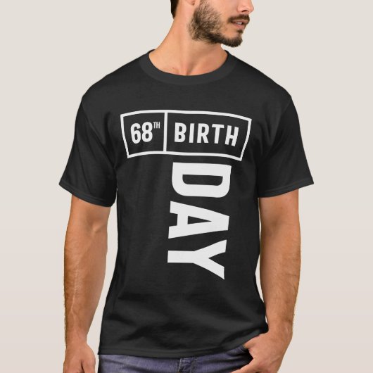 68歳 – 68誕生日ギフトおもしろい Tシャツ (正面)