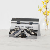 68誕生日レトロタイプライター カード (黄色い花)