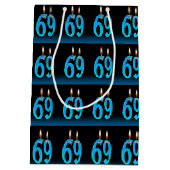 69歳の誕生日と目の玉ろうそく ミディアムペーパーバッグ (裏面)