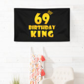 69歳の誕生日王への69歳の誕生日贈り物 横断幕 (インサイチュ)