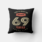 69歳素晴らし誕生日プレゼント69おもしろい位 クッション (裏面)