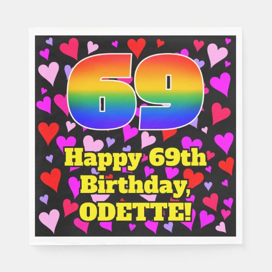 69誕生日:愛するハートパターン、虹# 69 スタンダードランチョンナプキン (正面)