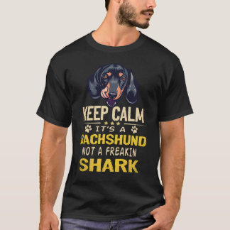 6 クールにいこう ダックスフンドだよ サメなんかじゃない Tシャツ